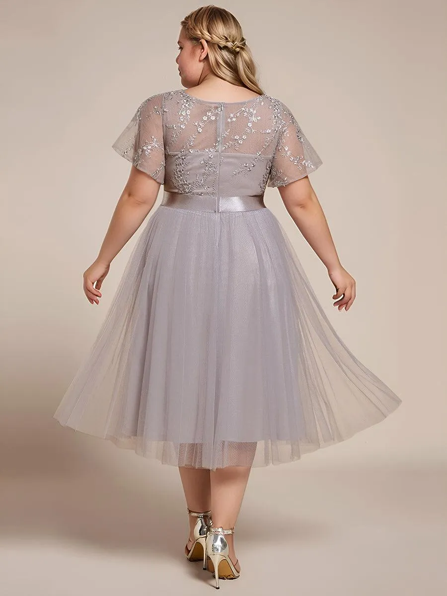 Robe de demoiselle d'honneur junior en tulle embelli avec manches transparentes