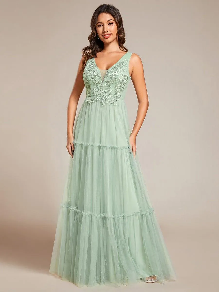 Robe de soirée en tulle transparent sans manches avec appliques