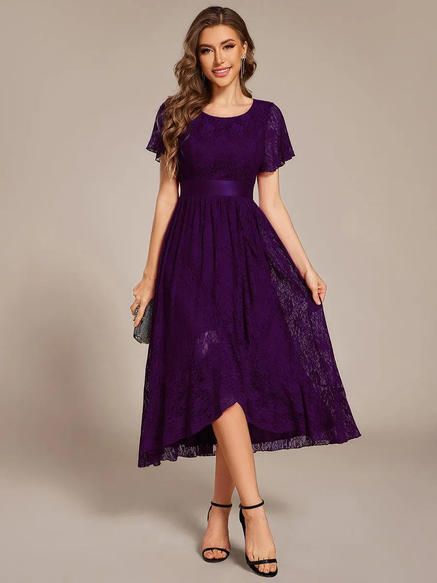 Robe d'invitée de mariage coupe A en dentelle