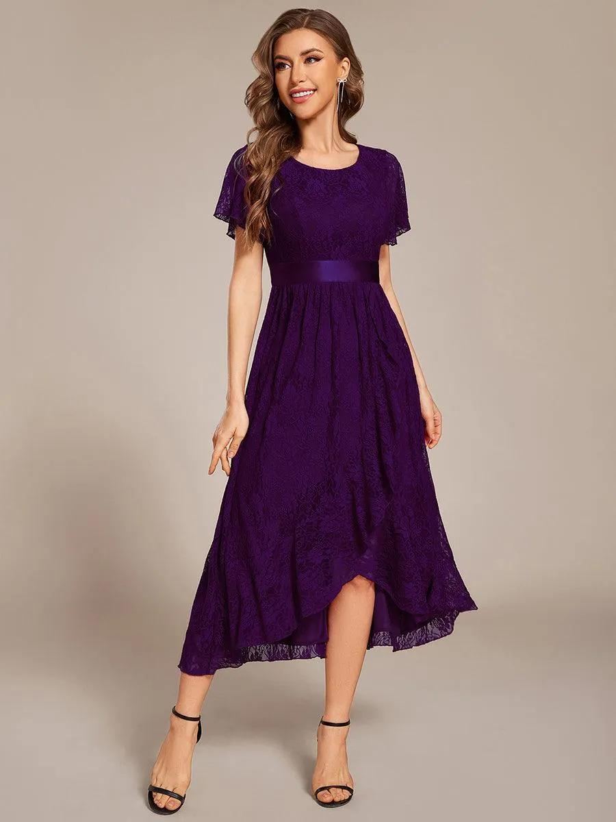 Robe d'invitée de mariage coupe A en dentelle
