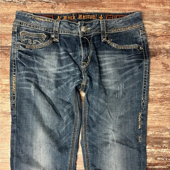 Rock Revival | VGUC Blake Easy Boot Distressed Embellished Jeans, Size 32
