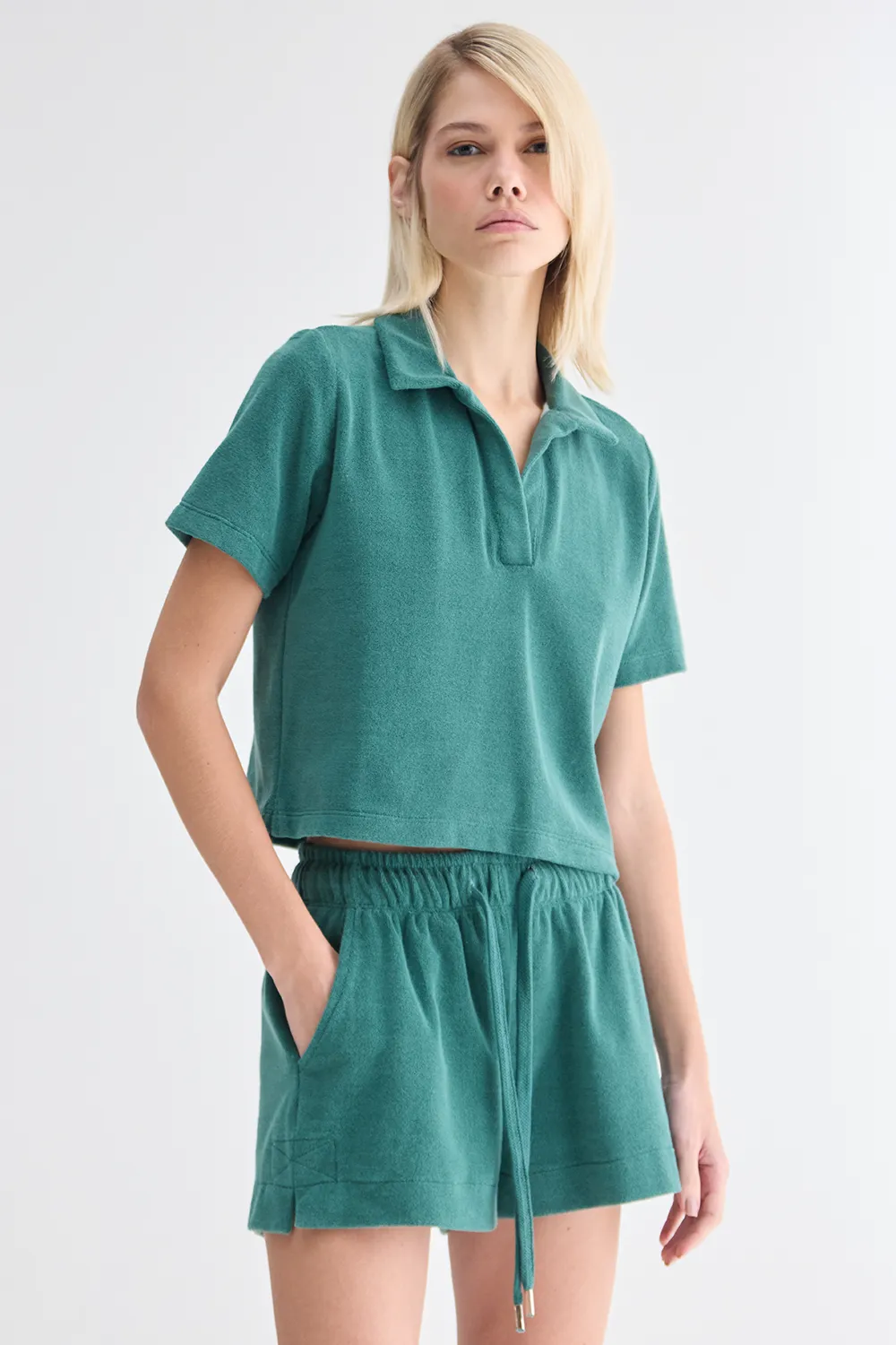 SHORTS RELAXED VERDE ESCURO