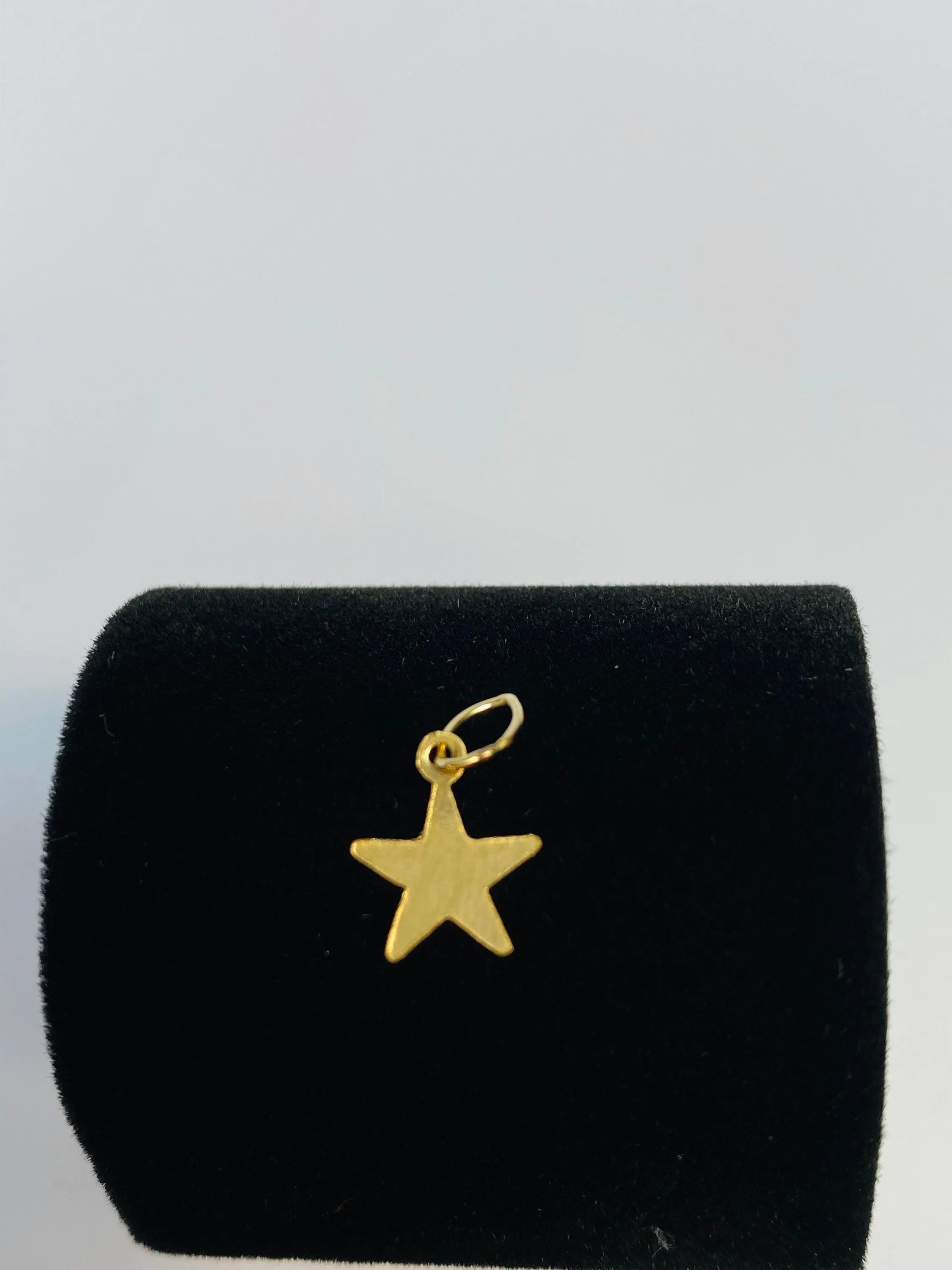 Smooth Star Finding SKU: 301-C