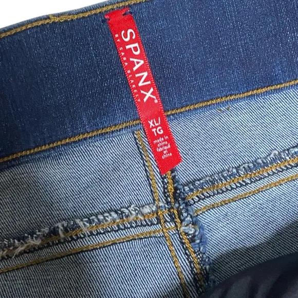 SPANX DISTRESSED SKINNY JEANS - XL