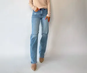 Sundaze High Rise Vintage Straight Jeans - Distressed