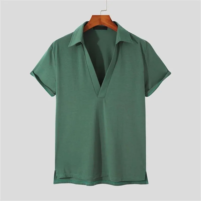 T-Shirt vintage uni à col en V profond