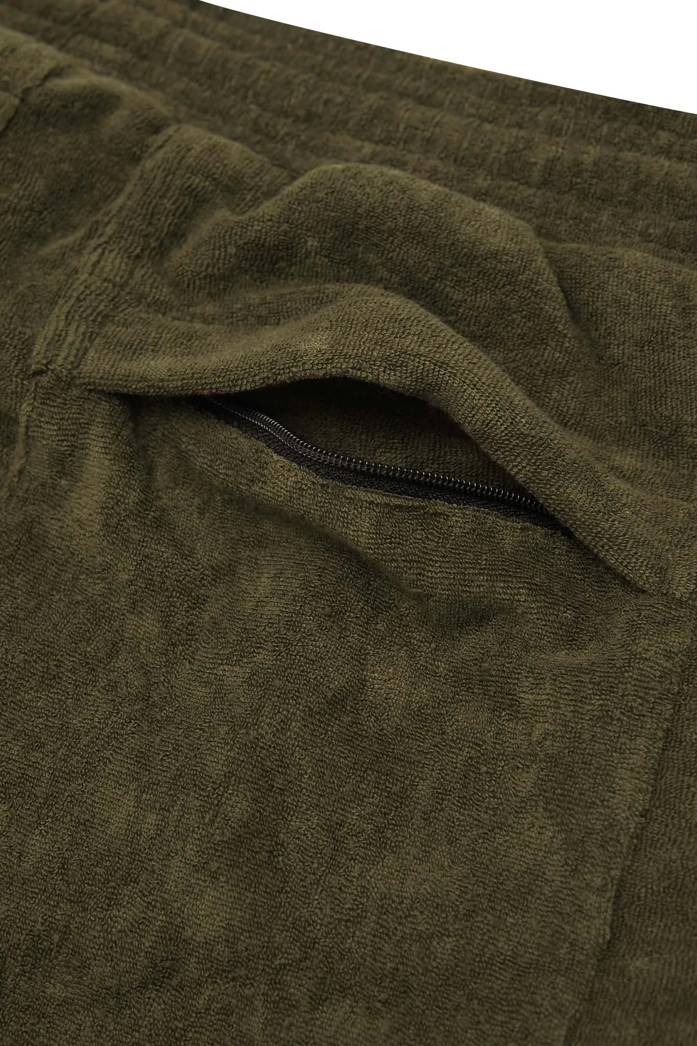 TOWEL TERRY SWEATSHORTS IN OLIVE