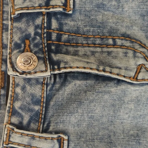 True Religion Jayde Big T Raw Hem Short