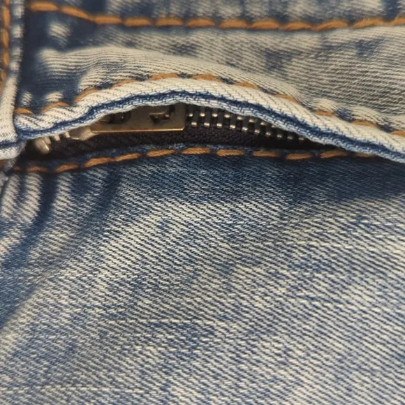 True Religion Jayde Big T Raw Hem Short