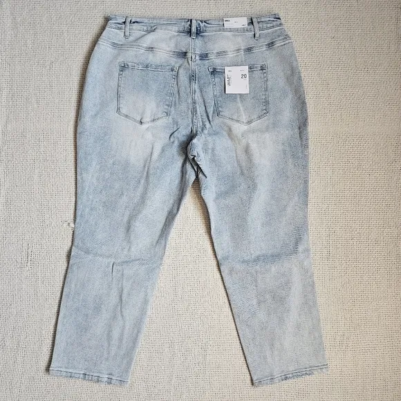 Vervet By Flying Monkey Light Wash Slim Straight Cropped Jeans Mom Erika 20W