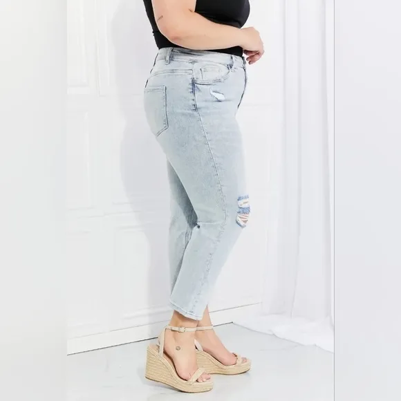 Vervet By Flying Monkey Light Wash Slim Straight Cropped Jeans Mom Erika 20W