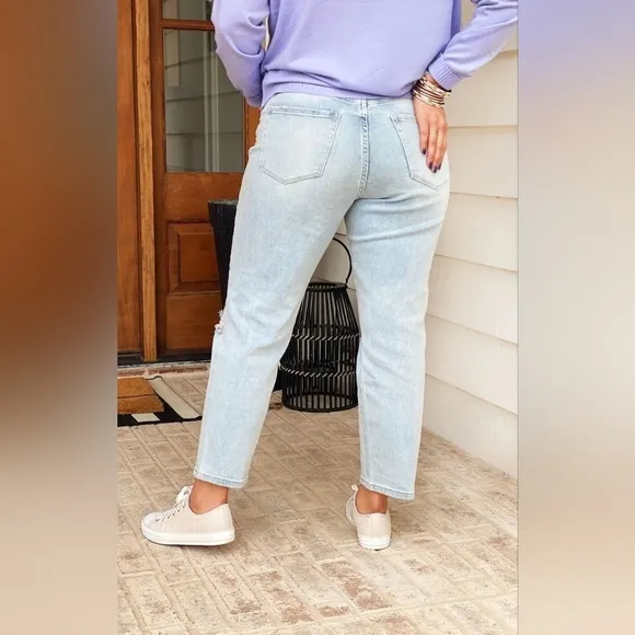 Vervet By Flying Monkey Light Wash Slim Straight Cropped Jeans Mom Erika 20W