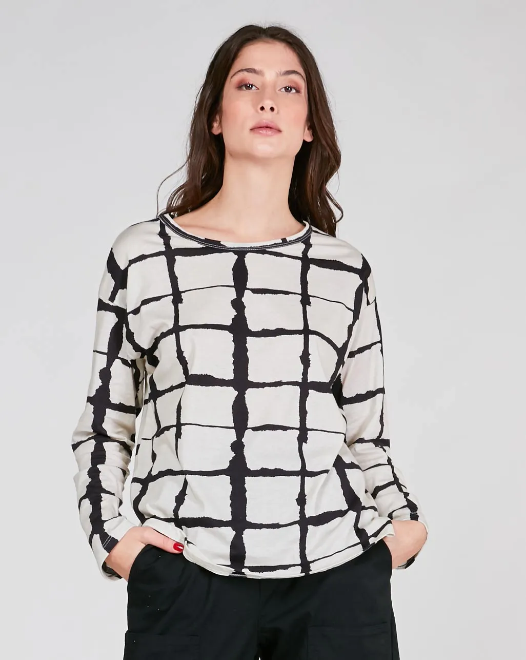 Wave Grid Line T-Shirt