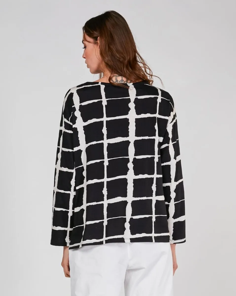 Wave Grid Line T-Shirt