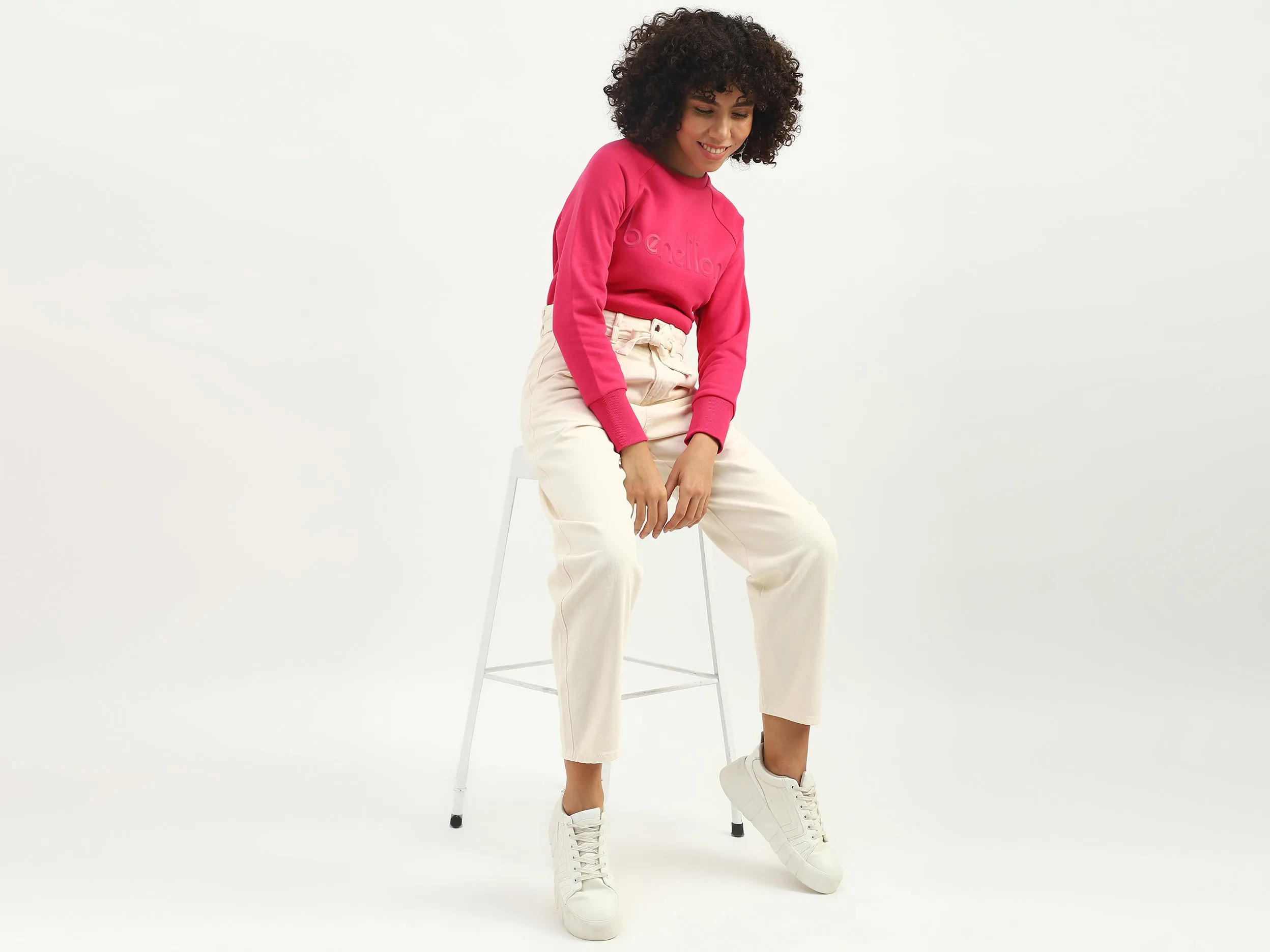 Women Solid Round Neck Sweatshirt