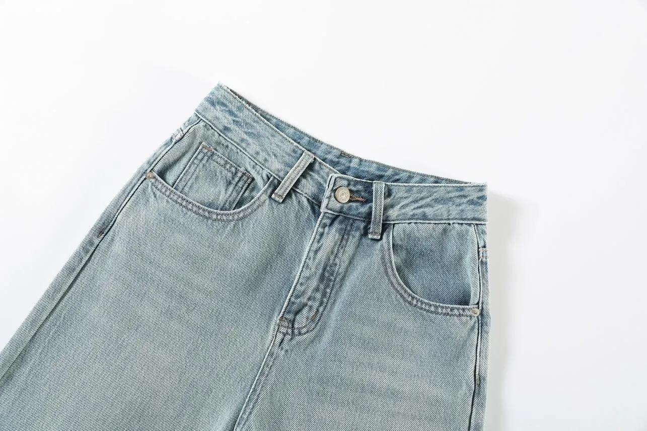 Women’s Ankle Cut Capri Jean with Cuffed Hem for a Trendy Look