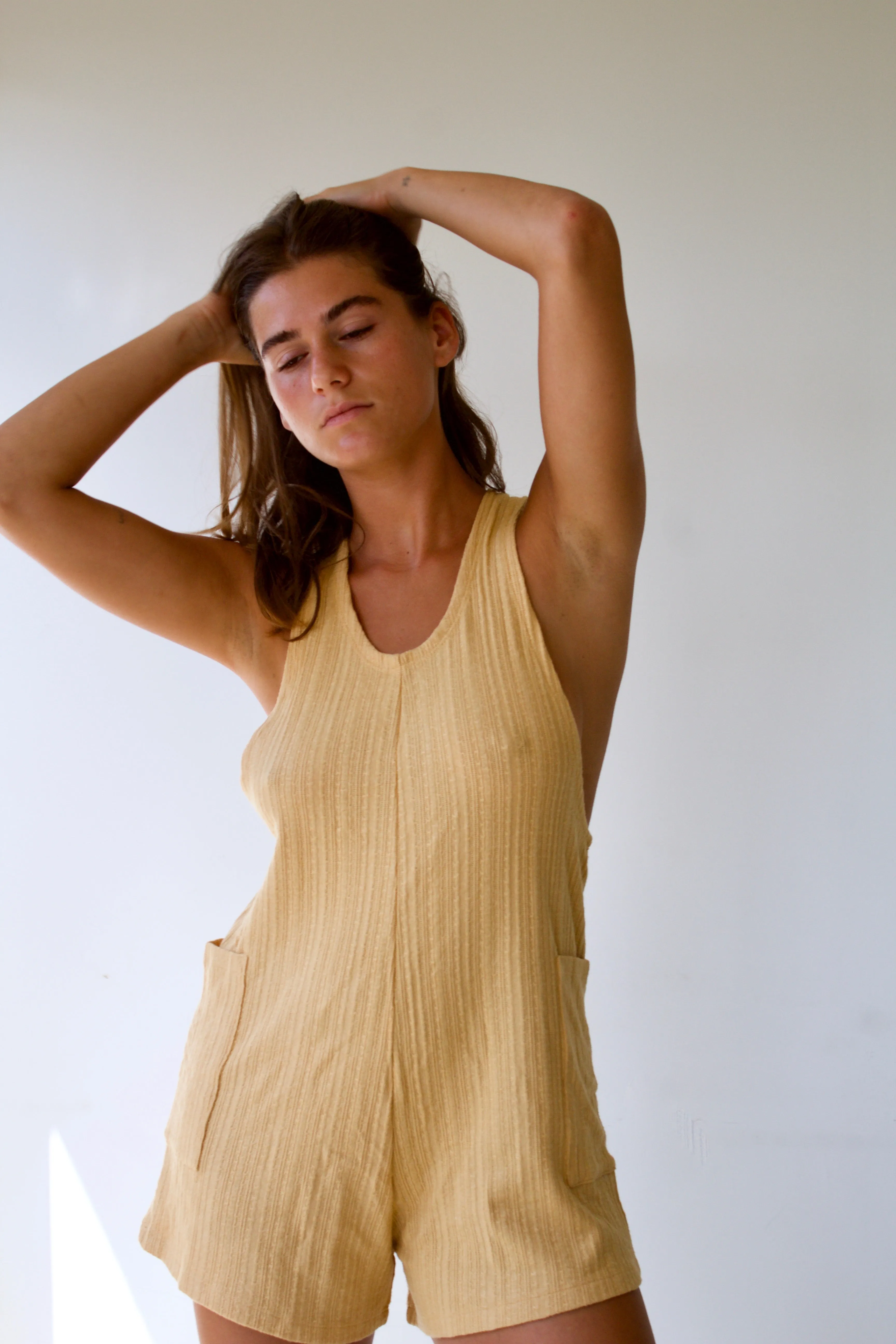 YELLOW SHORT